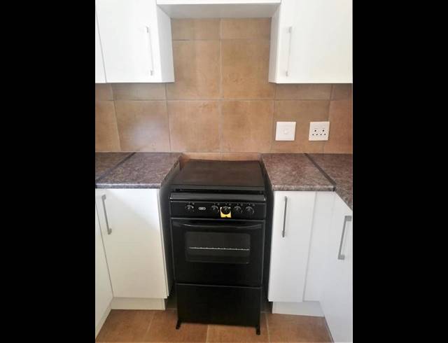 1 BEDROOM PROPERTY TO RENT IN PRIMROSE EAST